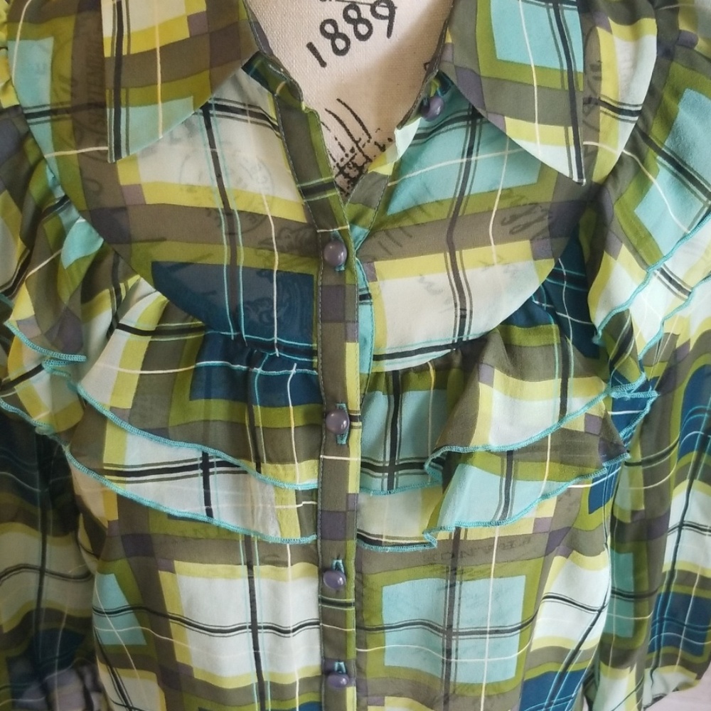 DONATING 2/1 KENSIE 100% SILK PRINT BUTTON BLOUSE. - Picture 2 of 8